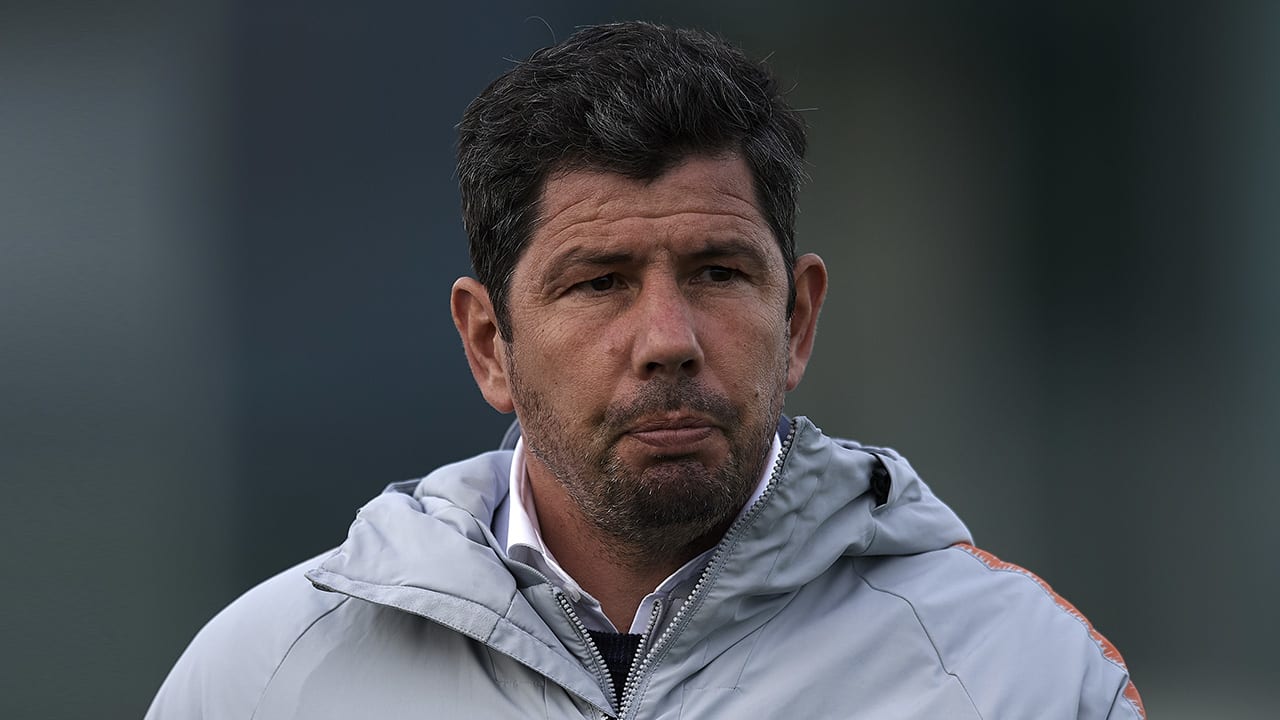 Van de Looi en Doekhi testen positief op corona bij Jong Oranje