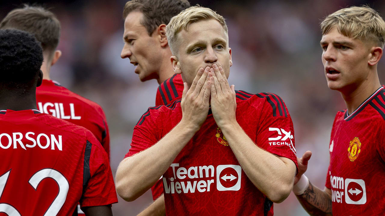 'Donny van de Beek op weg naar Ligue 1'