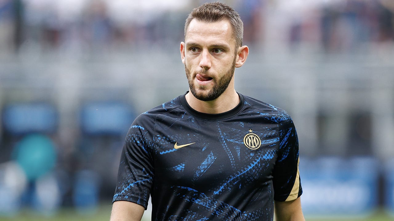 De Vrij eist bij rechter 22 miljoen euro van voormalige voetbalmakelaar