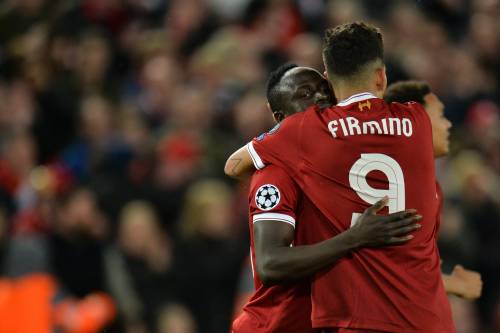Firmino en Mané helpen Liverpool langs Burnley