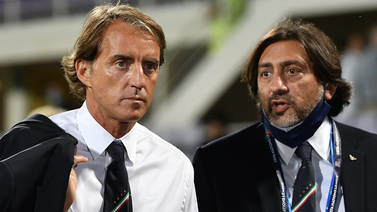 Mancini roept verse krachten op bij Italië