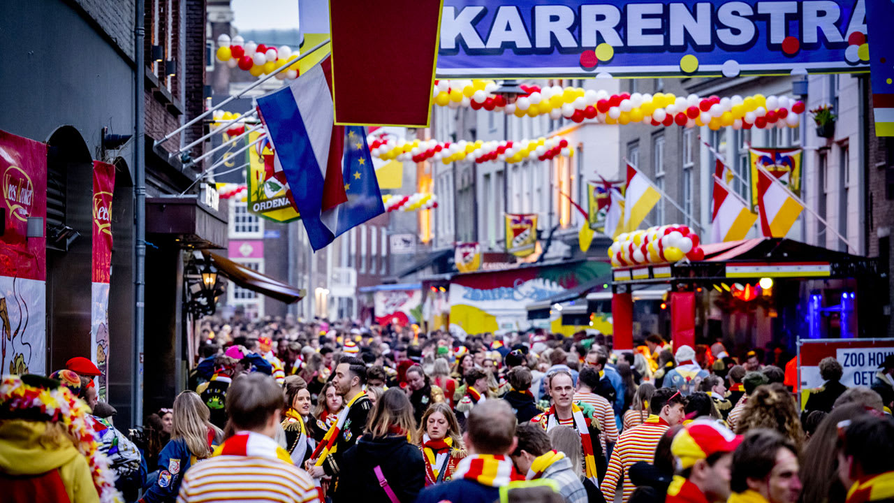 Bomvolle steden met carnaval: 'Het is vol, kom morgen carnavallen'