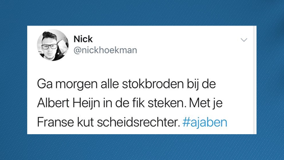 Ajax-fans zijn na 45 minuten al he-le-maal klaar met scheidsrechter!