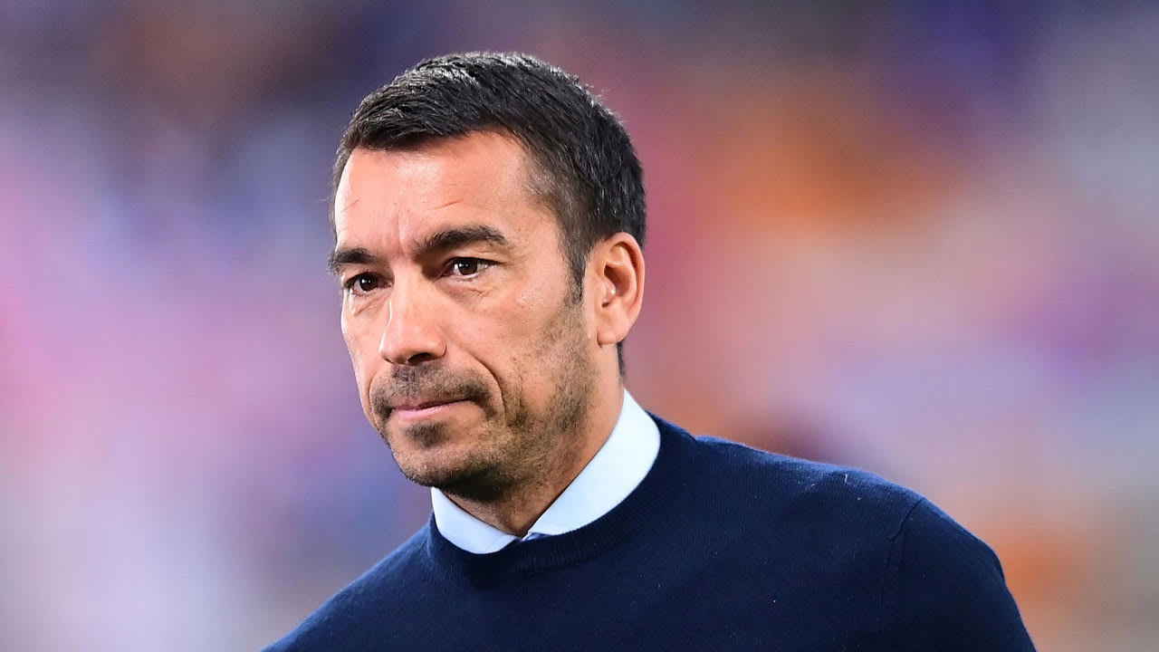 'Ook Van Bronckhorst op lijstje van NEC als opvolger van Meijer'