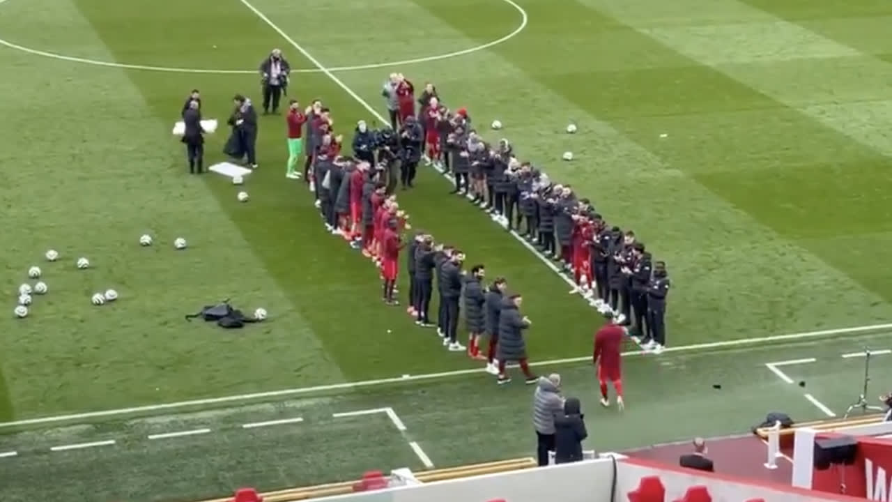 Wijnaldum bevestigt Liverpool-afscheid en wordt geëerd op Anfield