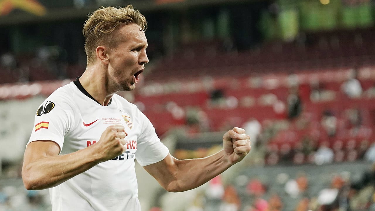 Luuk de Jong in basiselftal Sevilla voor Europese Super Cup