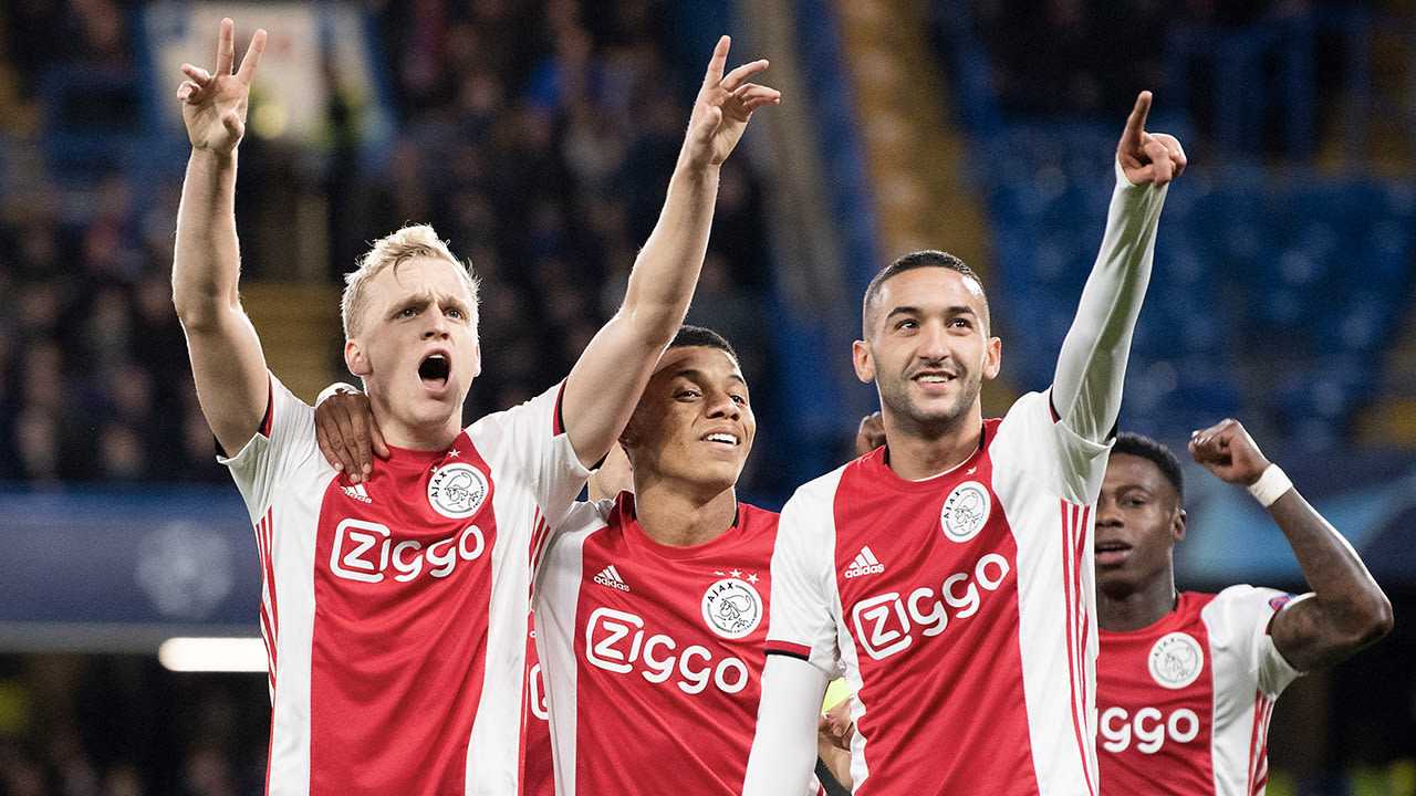 Ajax sluit sponsordeal met Curaçao