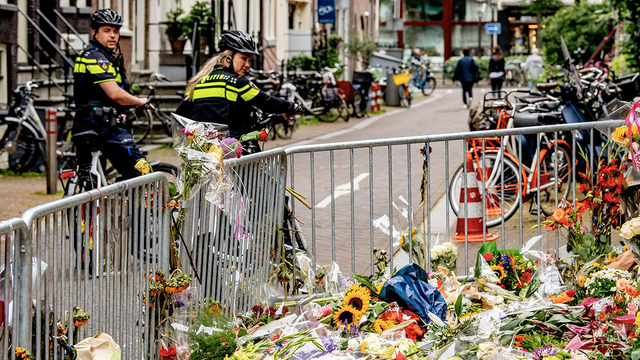 'Wijkagent stelde week voor moord Peter R. de Vries extra veiligheidsmaatregelen voor'