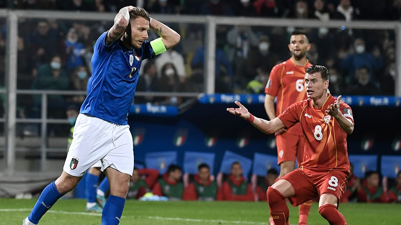 Europees kampioen Italië niet naar het WK door nederlaag tegen Noord-Macedonië 