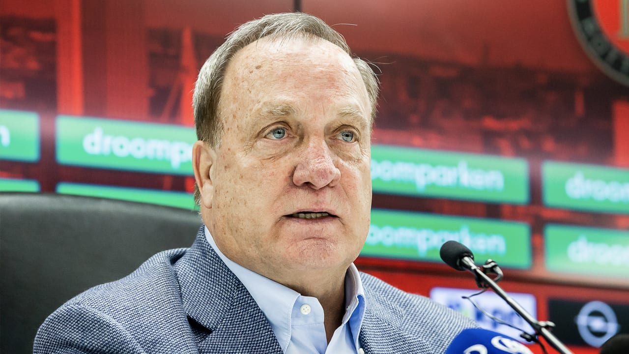 Advocaat spoort Feyenoord-legioen aan: 'Ajax heeft al 30.000 seizoenskaarten verkocht'