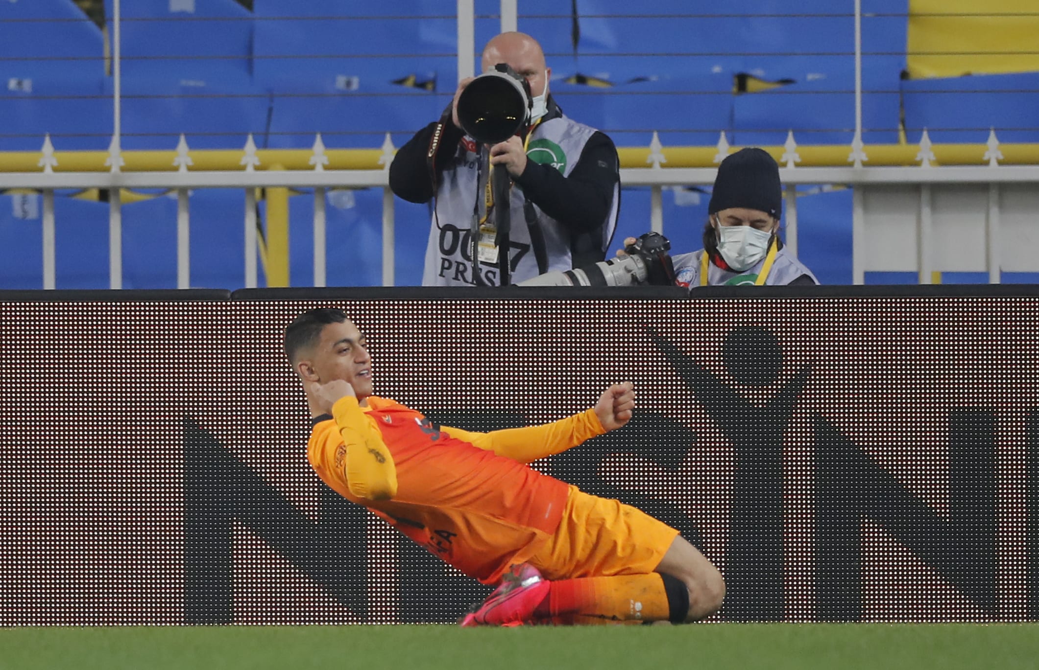 Galatasaray wint Turkse topper tegen Fenerbahçe