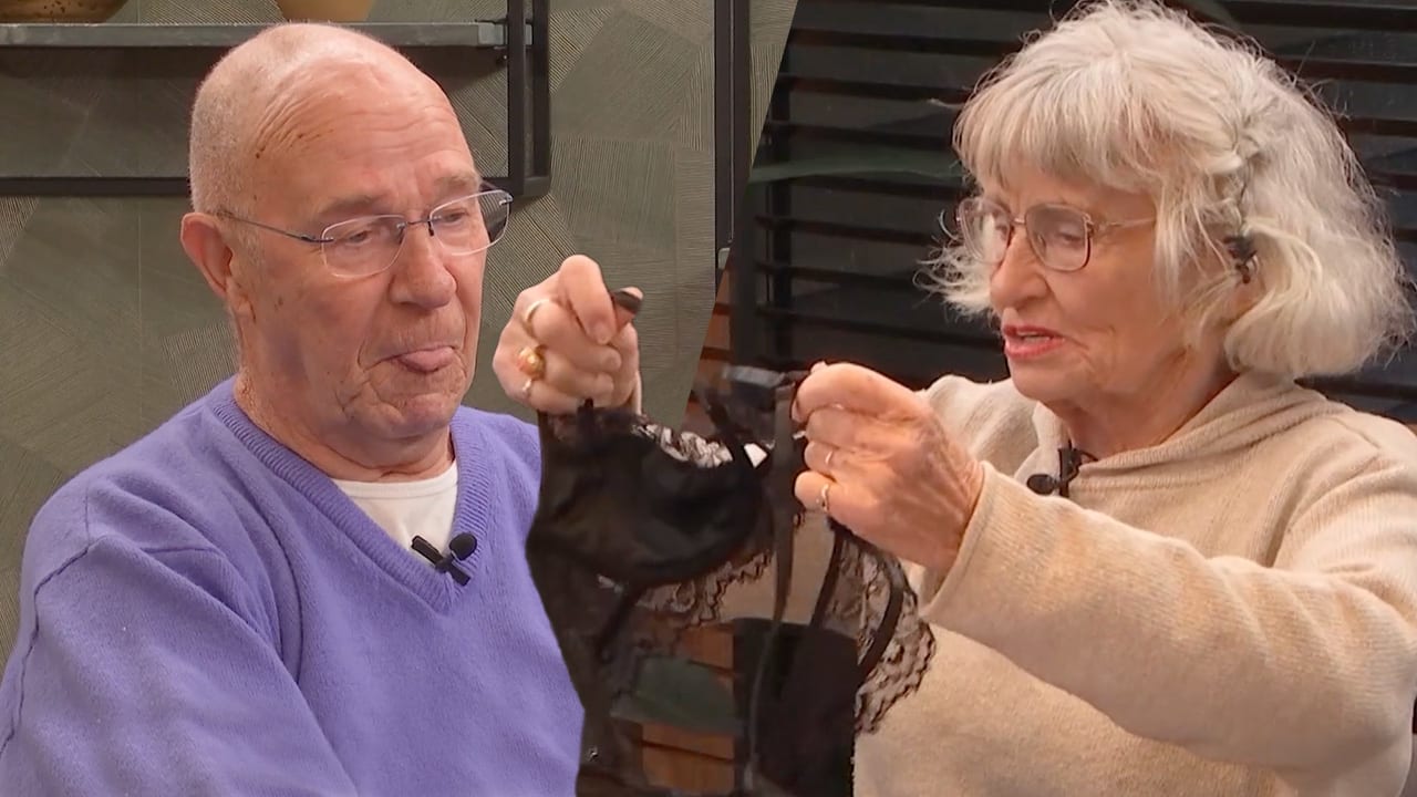 LLDL-deelneemster Trix (77) ontvangt lingerie-setje: 'Ik denk dat deze een beetje te klein is'