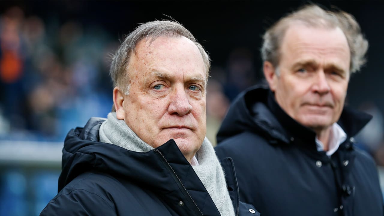 Advocaat blikt vooruit op AZ - Feyenoord: 'Dat gaan we daar niet doen' 