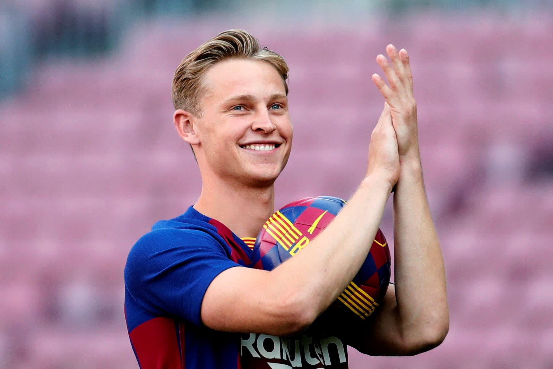 Krappe zege Barça met De Jong als invaller