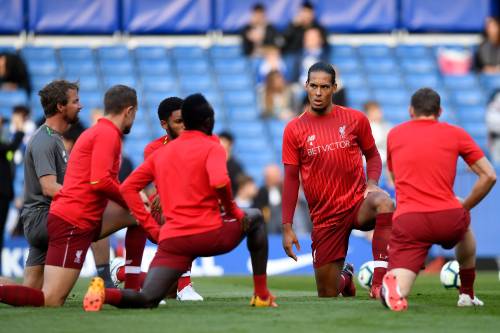 Liverpool met Van Dijk en Wijnaldum in Napels