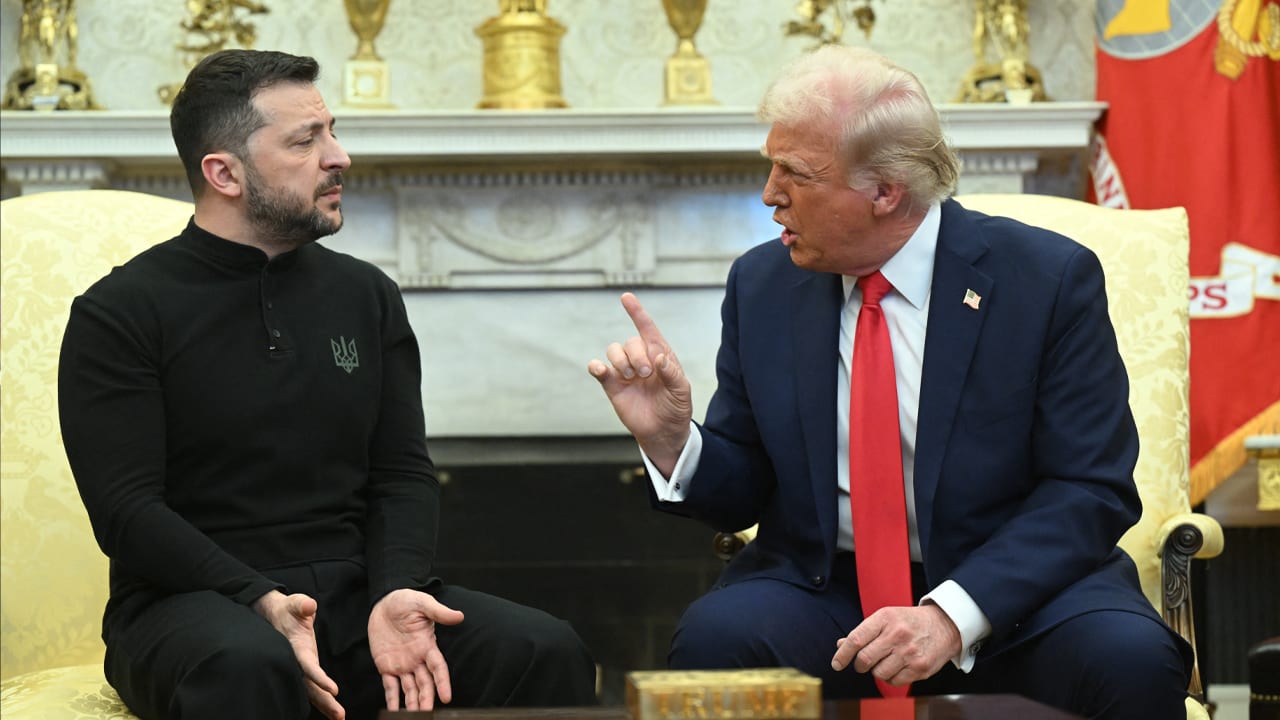 'Donald Trump pauzeert alle militaire hulp aan Oekraïne'