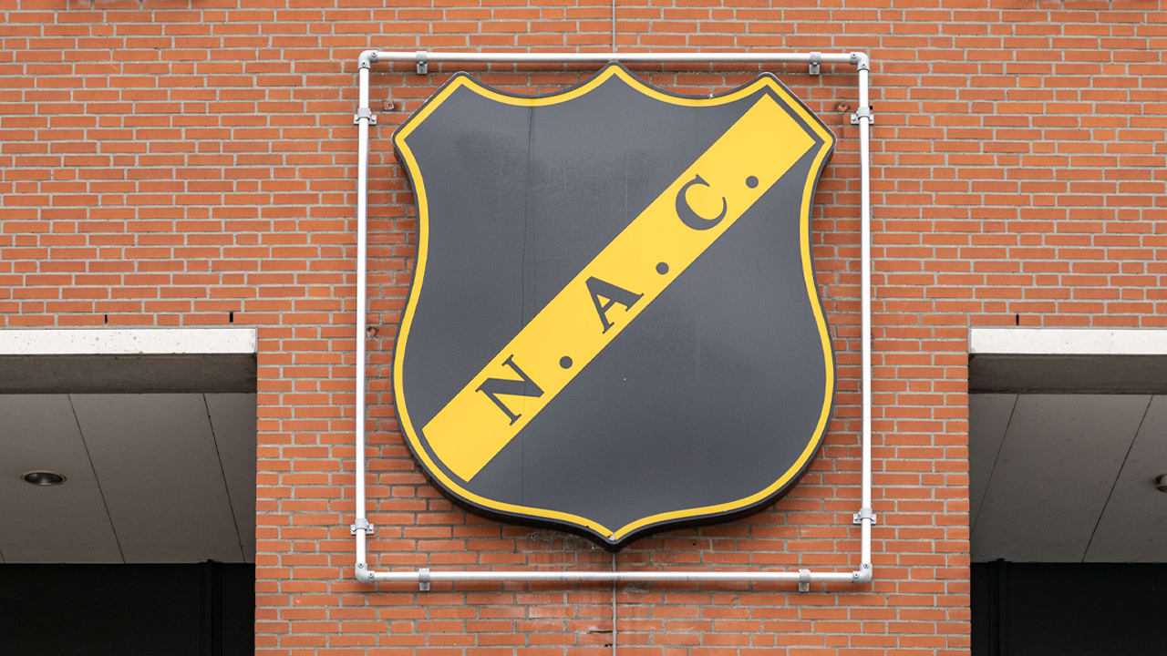 NAC-supporter die onwel werd bij rellen bij stadion overleden