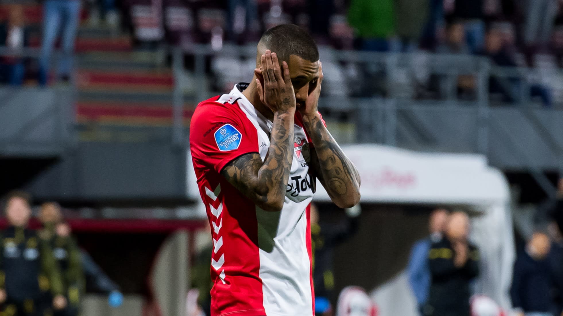 Dramatische avond voor FC Emmen: het degradeert na verloren penaltyserie van NAC 