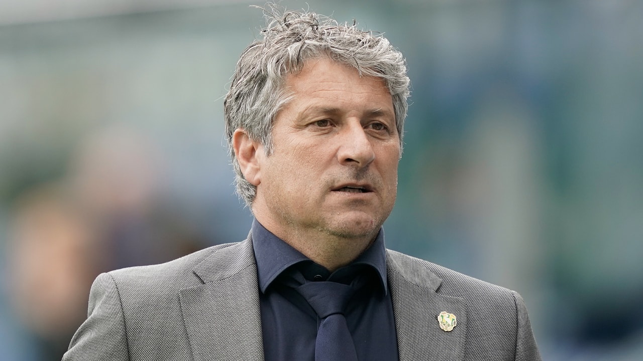 ADO Den Haag vervangt trainer Ruud Brood per direct door Giovanni Franken