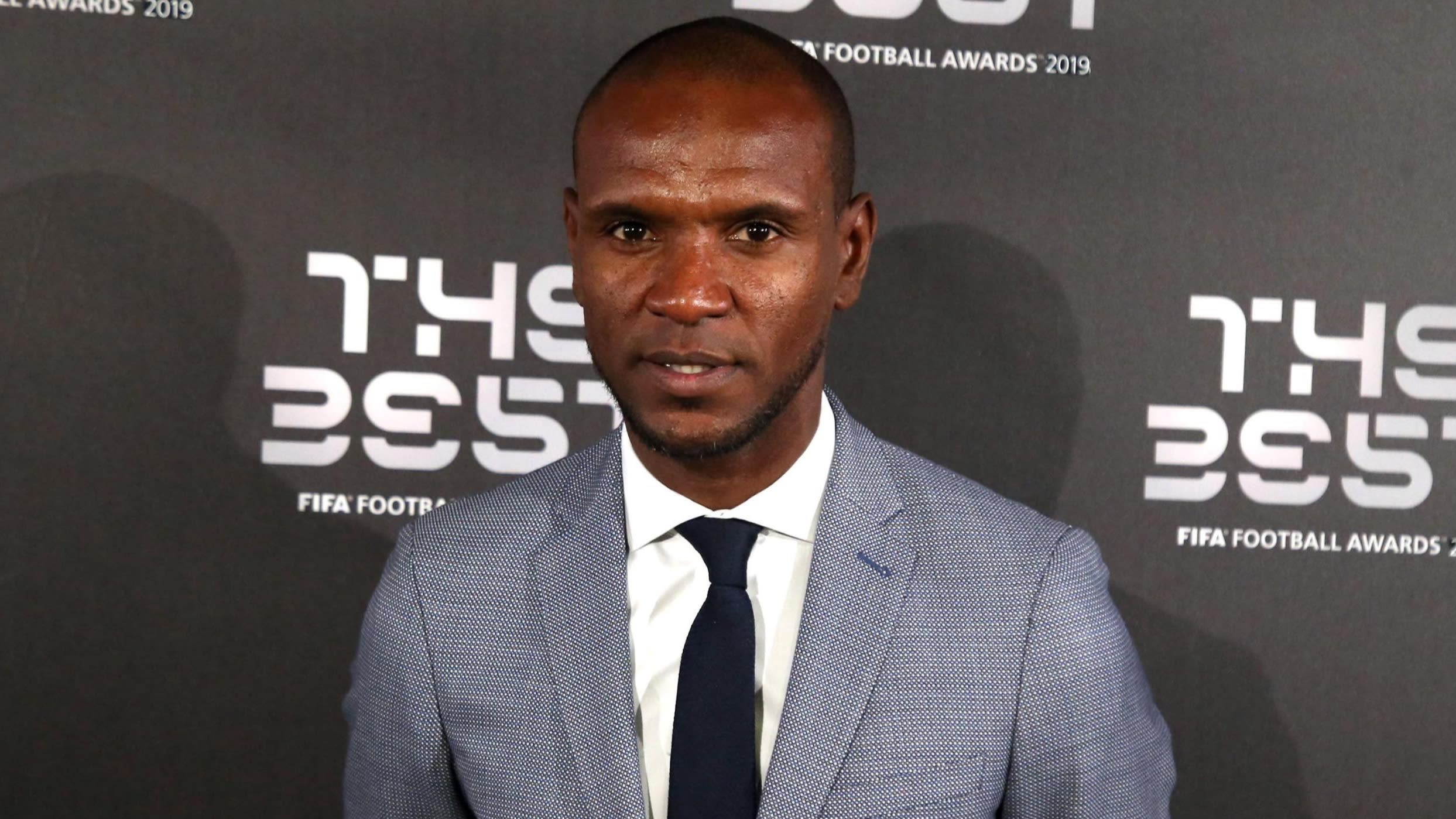 'Eric Abidal mag aanblijven als technisch directeur FC Barcelona' 