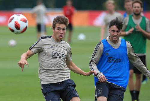 Ajax met Eiting en Kristensen