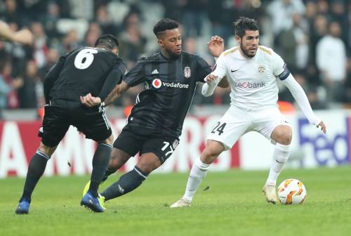 Lens met Besiktas hard onderuit tegen Genk