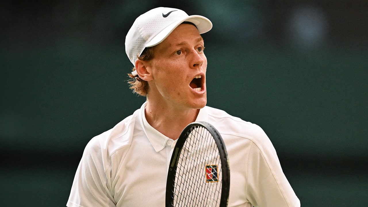 Jannik Sinner wint voor het eerst Wimbledon na zege op Carlos Alcaraz