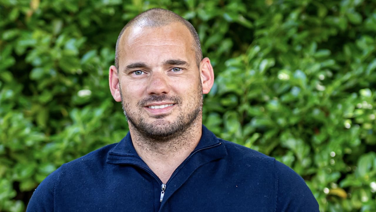 Sneijder ziet samenwerking met Van Bommel bij FC Utrecht wel zitten