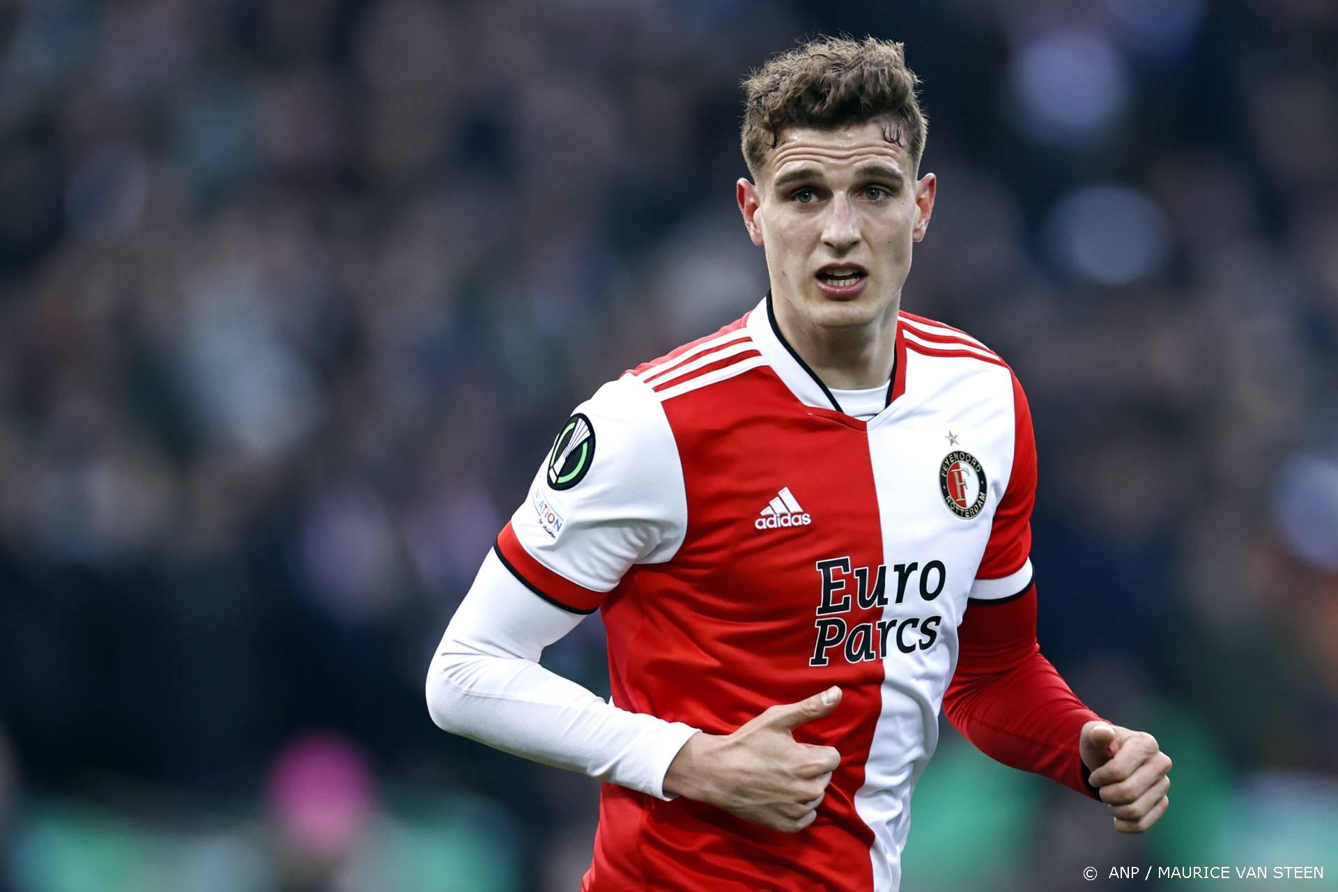 FIFA-regel biedt mogelijkheid voor Guus Til en Jorrit Hendrix