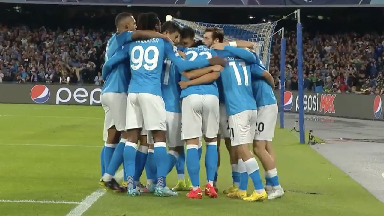 Videogoal: Ajax binnen vier minuten op achterstand tegen Napoli