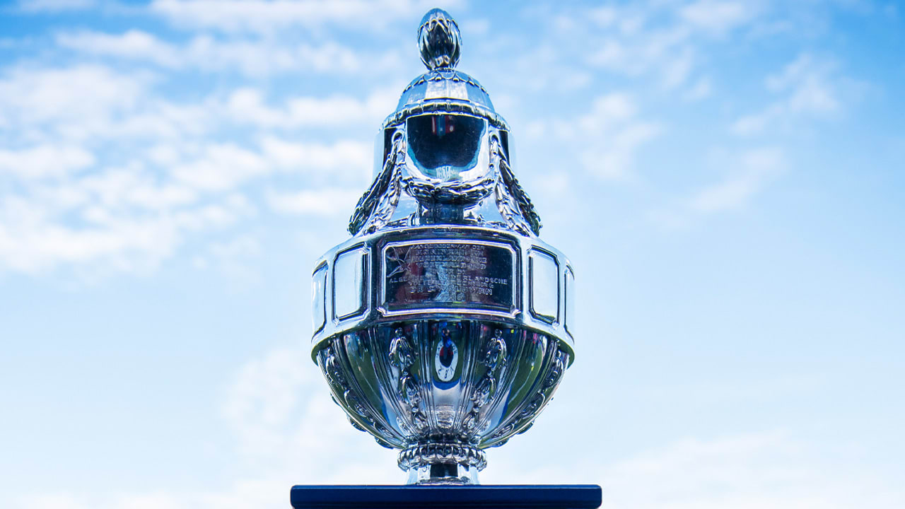 Bekerloting: Ajax-Spakenburg, NAC-PSV en Fortuna-Feyenoord in 1/8e finales