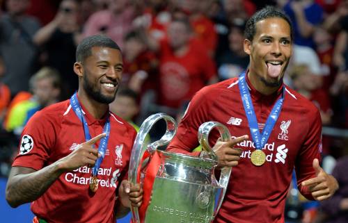 Van Dijk en Wijnaldum sluiten maandagavond aan bij Oranje