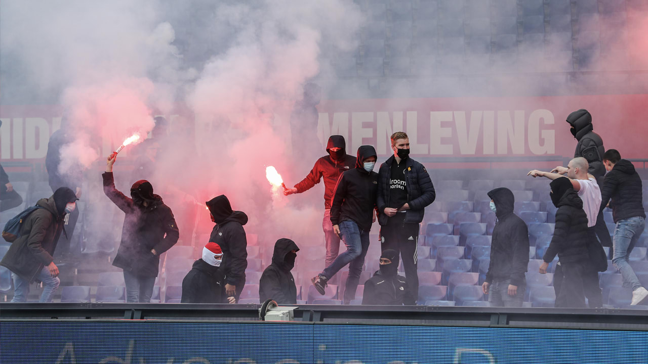 Vooronderzoek KNVB naar supporters die De Kuip binnendrongen