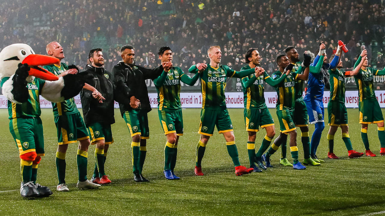 ADO Den Haag neemt afscheid van kunstgras