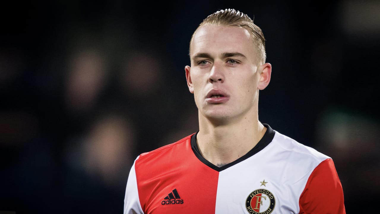 Definitief: Karsdorp keert terug bij Feyenoord