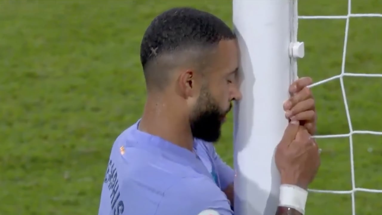 ONGELOOFLIJK! Memphis mist in blessuretijd dé kans om Barça drie punten te bezorgen