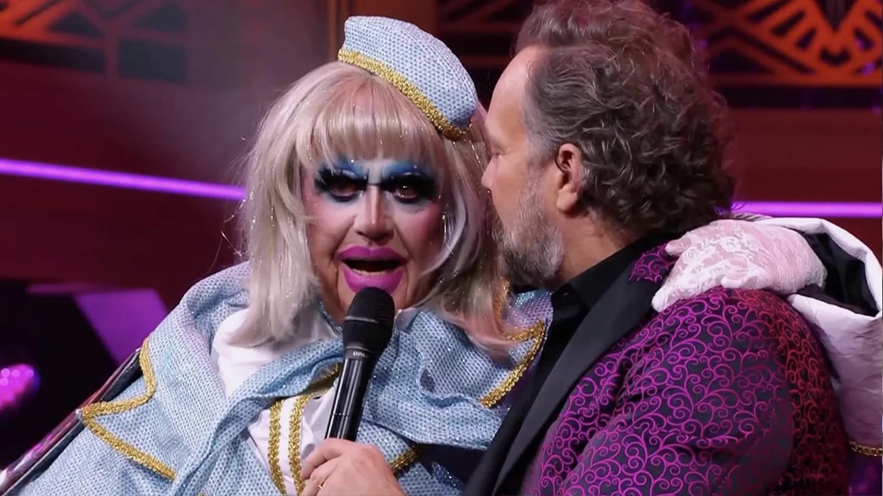 Kijkers gaan stuk om Harry Mens als Mystery Queen in Make Up Your Mind: 'Geweldige act'