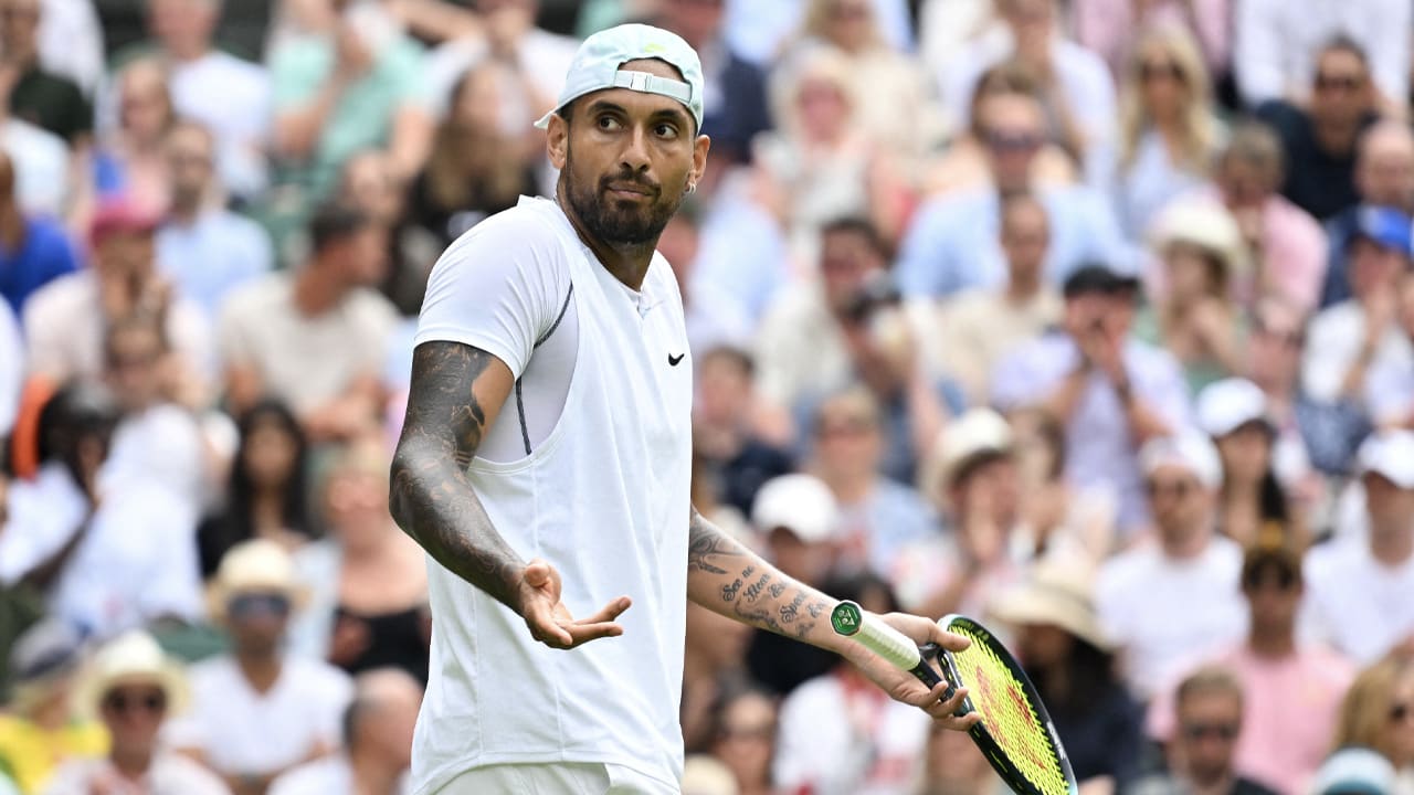 'Dronken' vrouw uit Wimbledon-finale klaagt Kyrgios aan na beschuldigingen