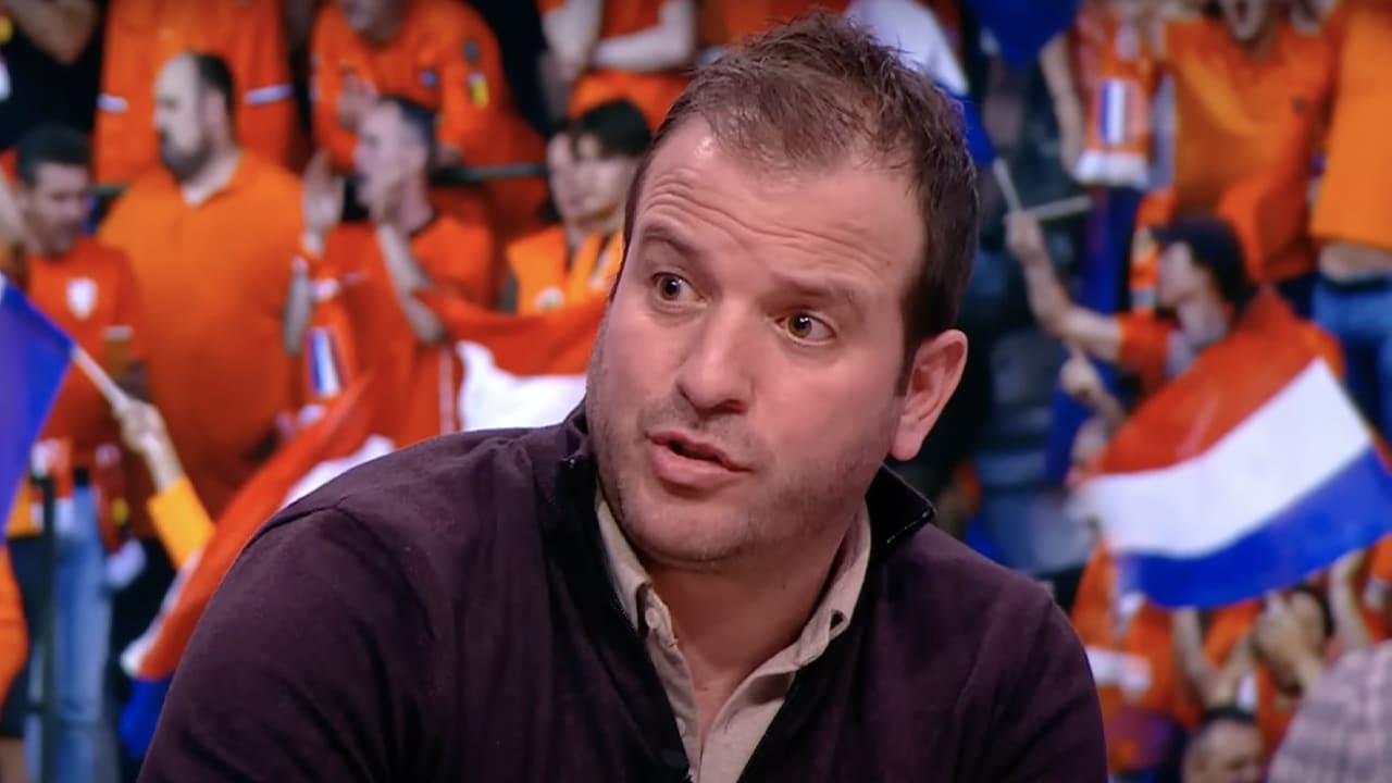 Van der Vaart springt in de bres: 'De eerste die altijd de schuld krijgt, is Memphis'