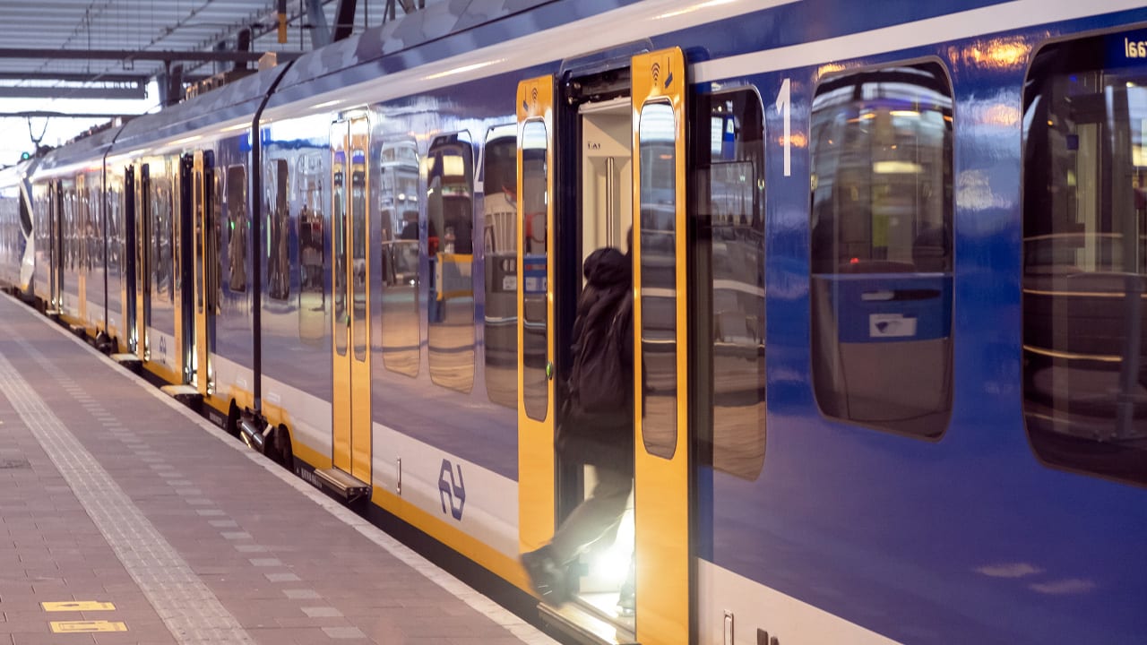 Oekraïense vluchtelingen kunnen gratis met trein reizen in Nederland