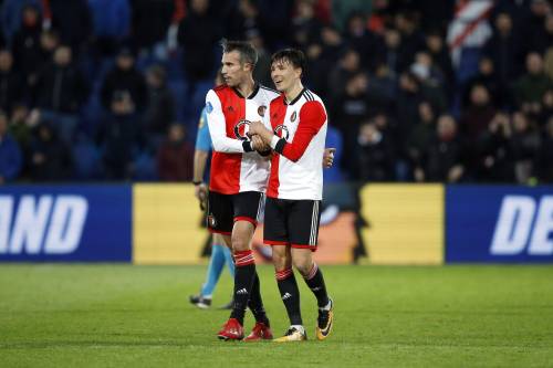 Eerste hattrick Van Persie in eredivisie