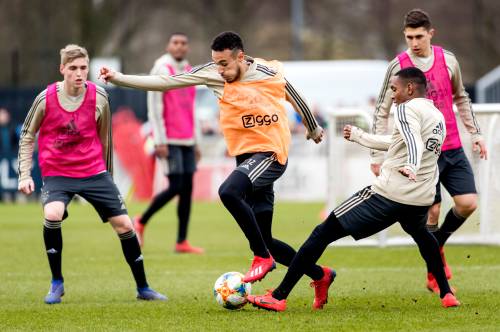 Mazraoui mag Ronaldo een duel niet bewaken