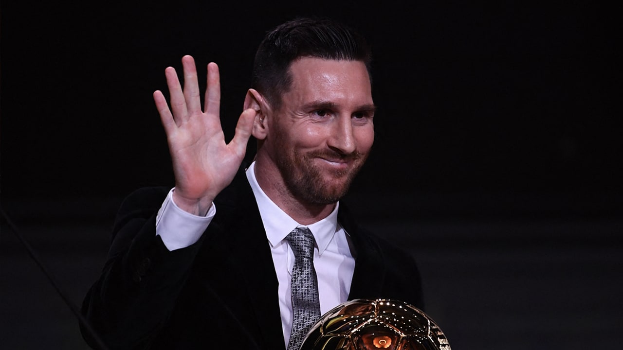 Adidas eert Ballon d'Or-winnaar Messi met 7 gouden geiten