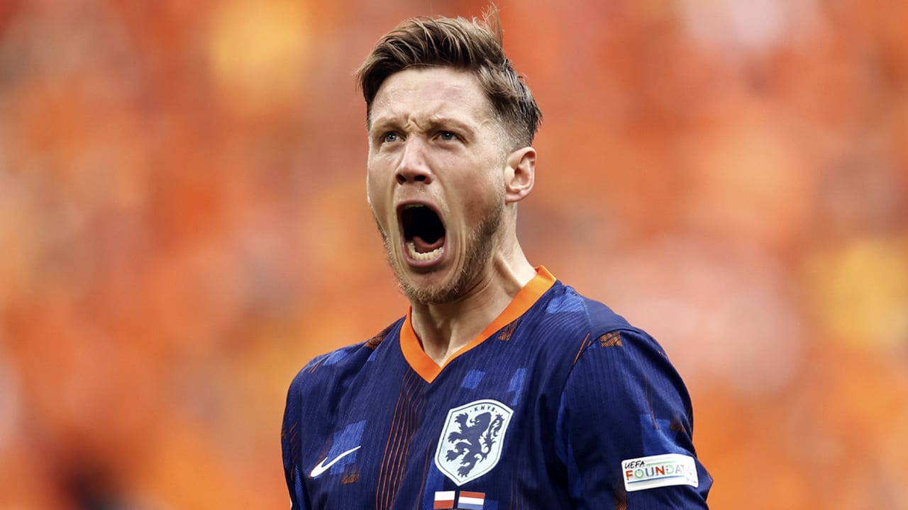 'Weghorst is totaal geen Ajax-speler, hij moet naar FC Twente gaan!'