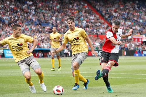 Feyenoord wint Rotterdamse derby met 3-0