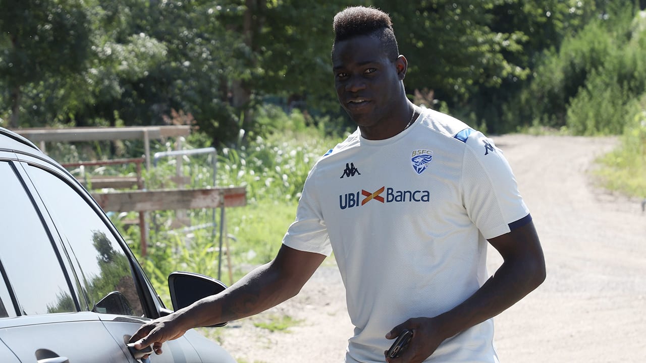 'Enfant terrible Balotelli kan opmerkelijke transfer maken naar Serie C'