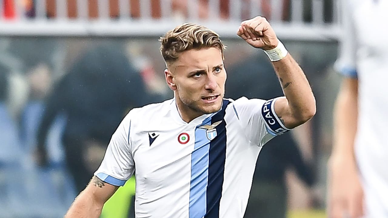 Lazio verslaat Genoa en houdt Juventus in het vizier