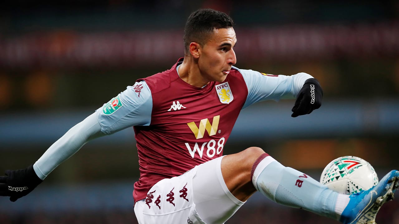 El Ghazi bezorgt Villa zege op Wolves met penalty in blessuretijd