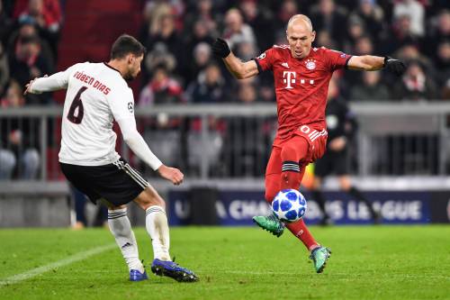 Balende Robben mist duel met Ajax