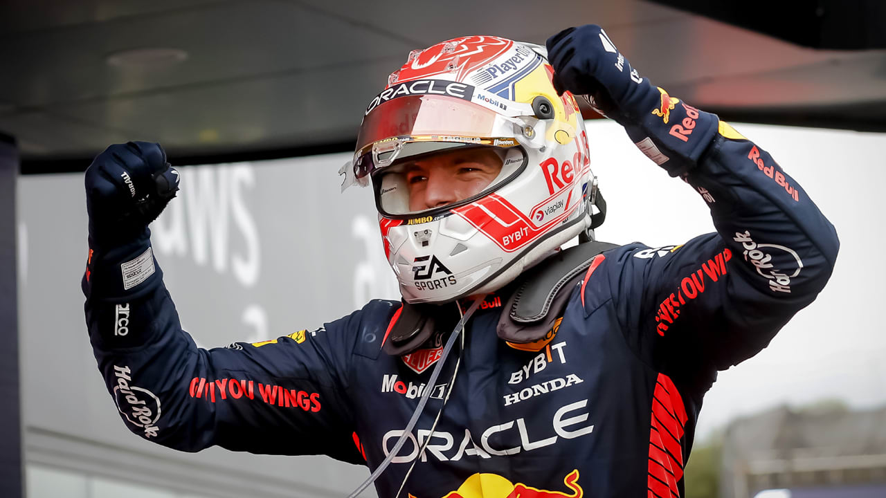 Verstappen domineert GP van Spanje en pakt veertigste F1-overwinning